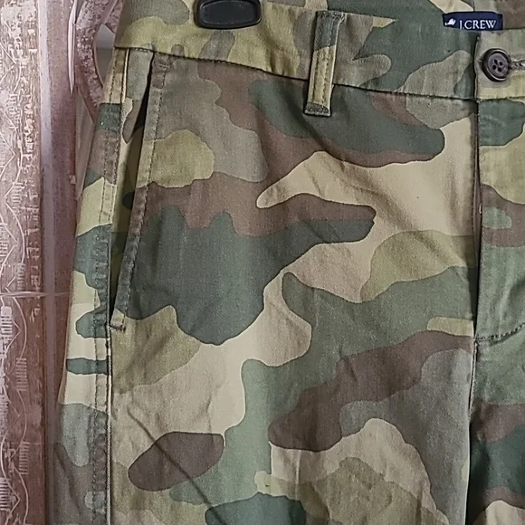 J. CREW Straight Leg Pants In Camo Size 4 - Picture 2 of 7